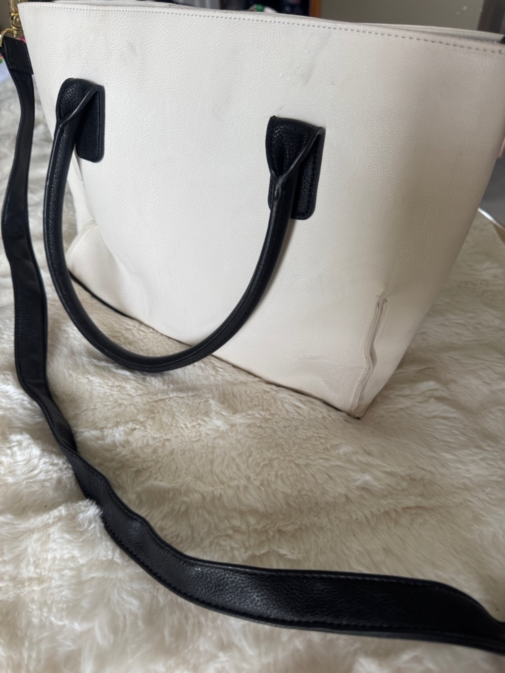 Betsy Johnson Cream and Black Striped Tote with Gold Bow Accent - Picture 2 of 9
